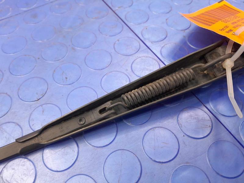 2003 Jeep Wrangler Wiper Arm