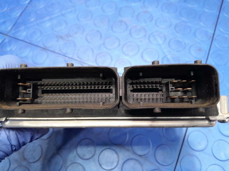 2006 Audi A4 Engine/Motor Brain Box