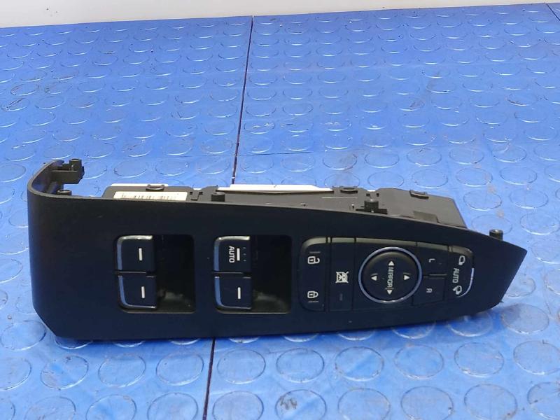 2017 Kia Sedona Door Switch Front