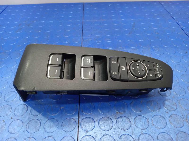 2017 Kia Sedona Door Switch Front