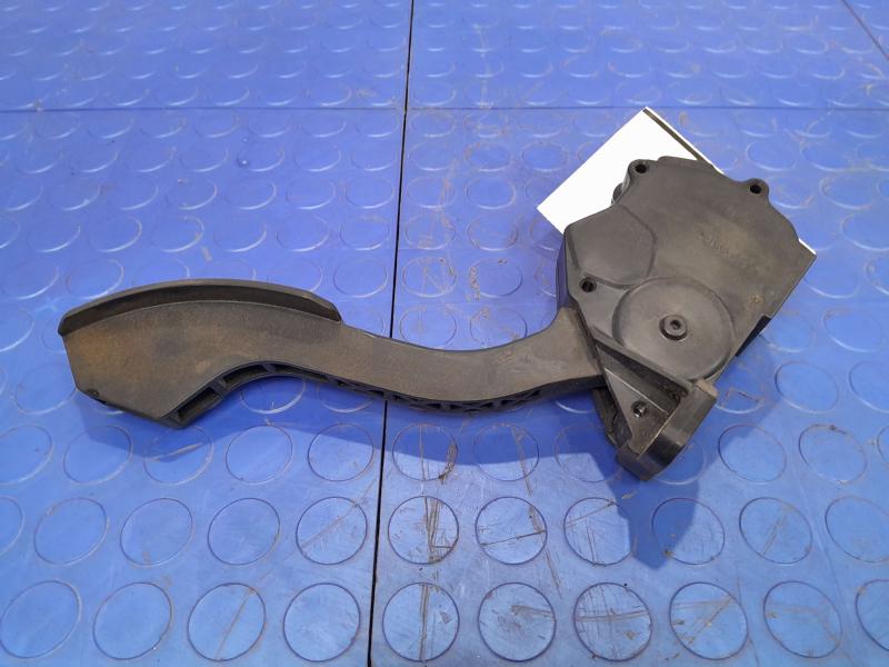 2010-2012 Toyota Prius 1.8L Accelerator Pedal Assembly Genuine OEM 78110-12010