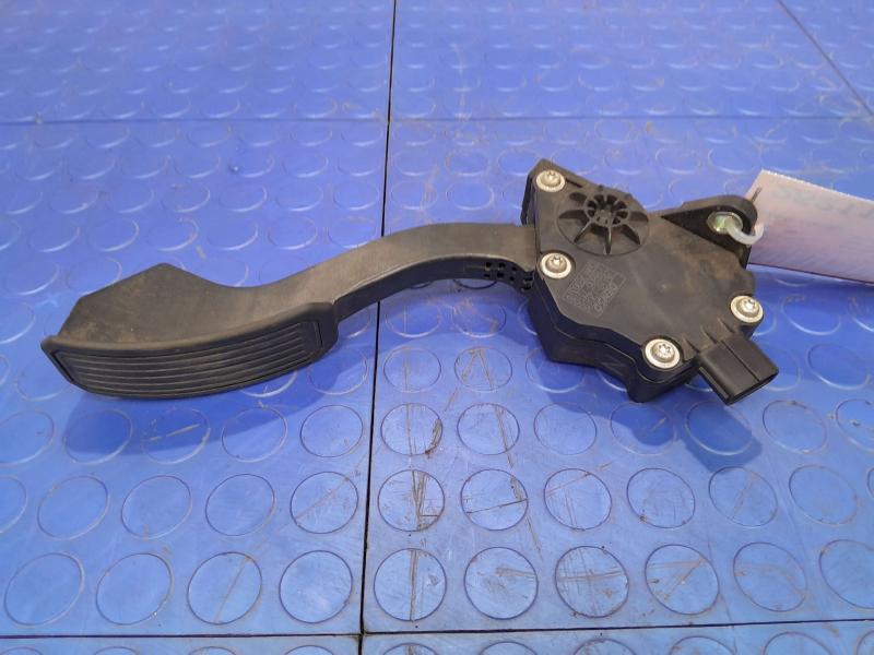 2010-2012 Toyota Prius 1.8L Accelerator Pedal Assembly Genuine OEM 78110-12010