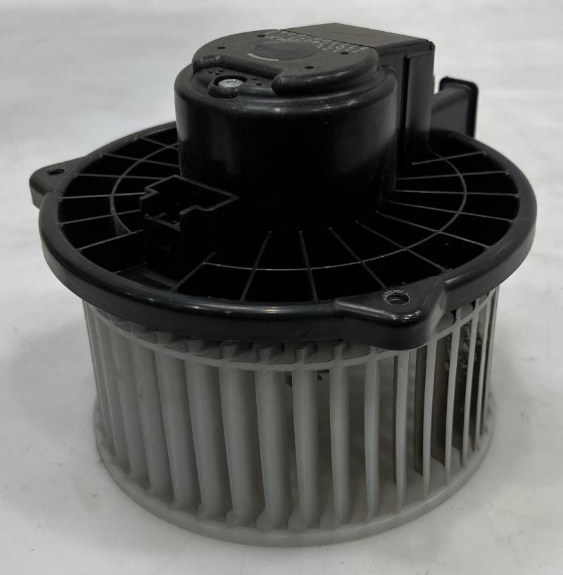 2013 - 2017 Subaru XV Crosstrek Heater AC Blower Motor Assembly OEM 72223FJ000
