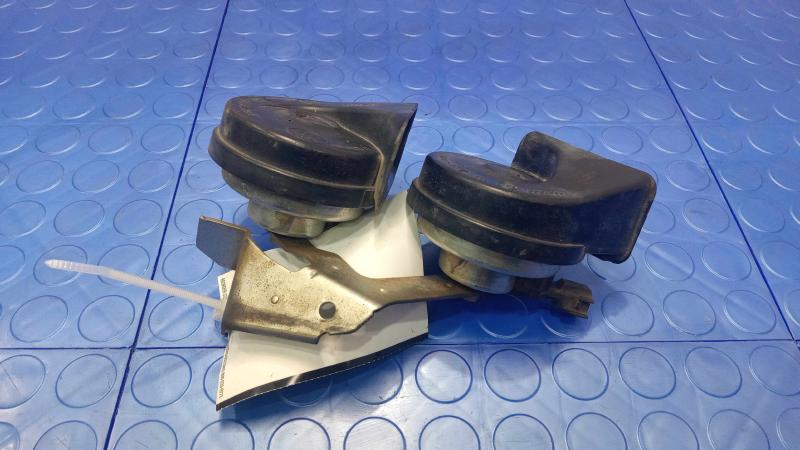2012-2014 Ford Focus Dual Note Horn Assembly Genuine OEM Part CM5Z13832A