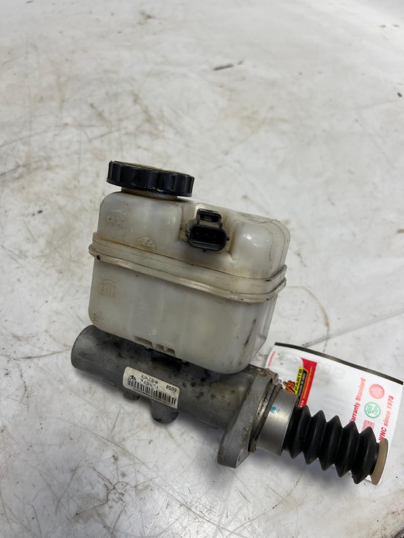 2006 Ford Expedition Master Cylinder