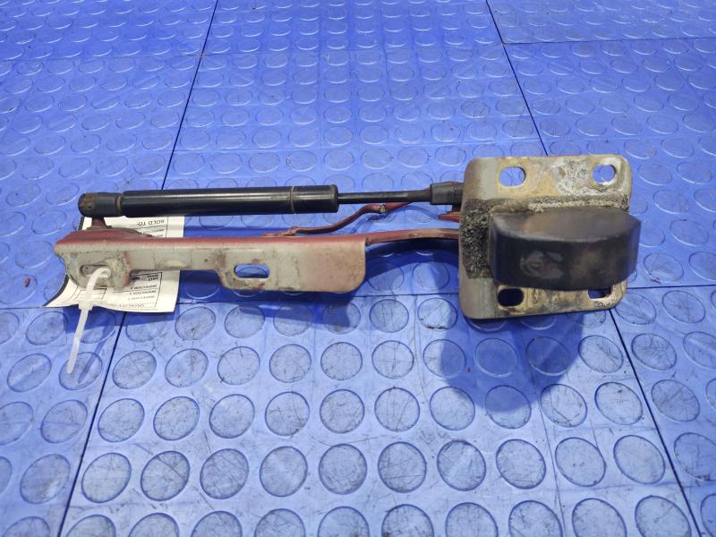 2004 Ford Explorer Hood Hinge