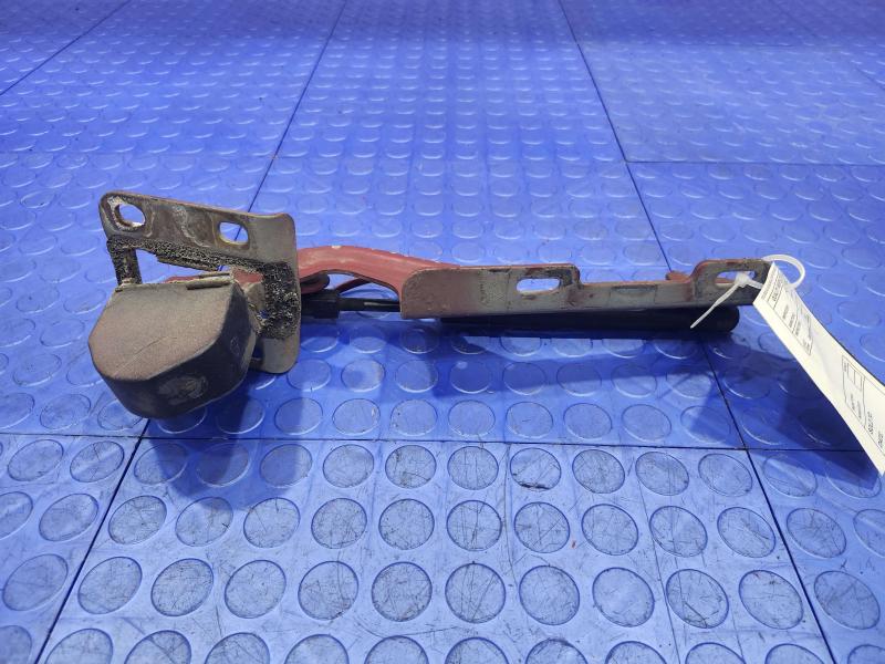 2004 Ford Explorer Hood Hinge