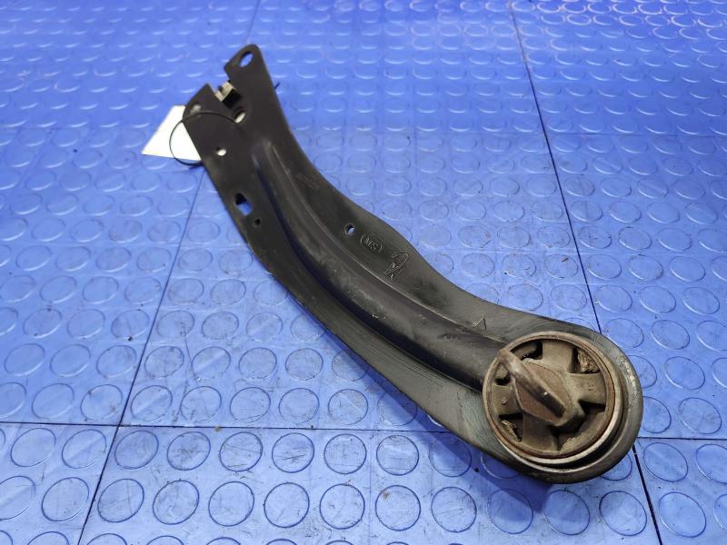 2016 Ford Focus Lower Control Arm Rr