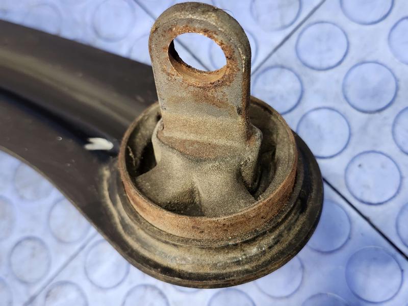 2016 Ford Focus Lower Control Arm Rr