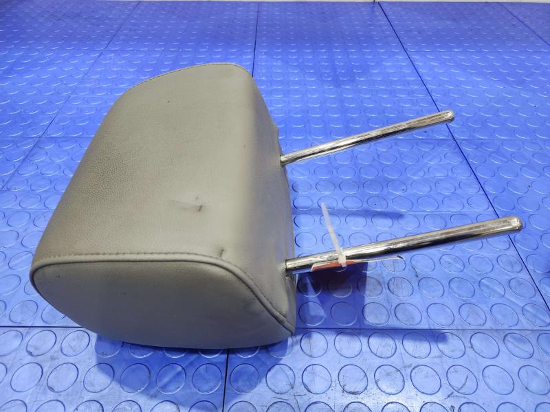 2014 Chevrolet Silverado 1500 Headrest