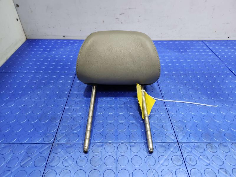 2005 Volkswagen Jetta Headrest