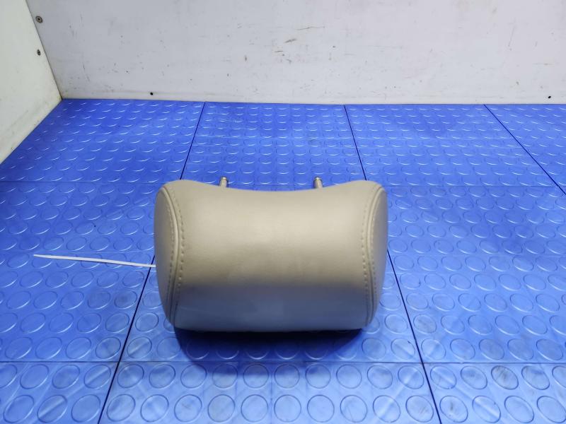 2005 Volkswagen Jetta Headrest