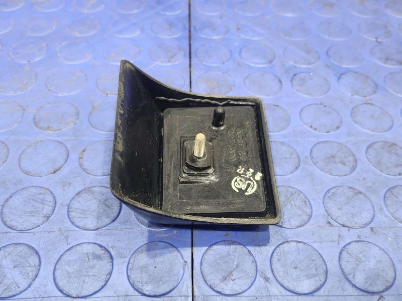 1988-1993 Isuzu NPR Right Lower Corner Marker Reflector OEM Genuine Amber
