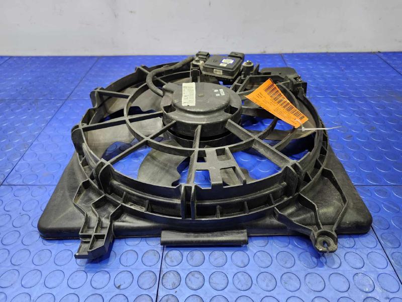 2016-2018 Hyundai Tucson 1.6L Engine Cooling Fan Assembly OEM 25380D3100