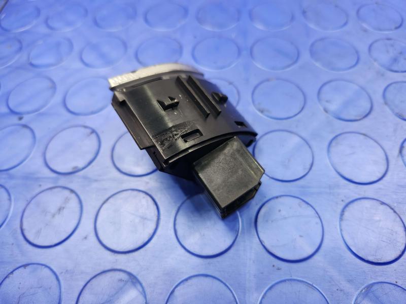 2013-2018 Cadillac ATS Keyless Ignition Push Start Button with Key FOB OEM 22842243