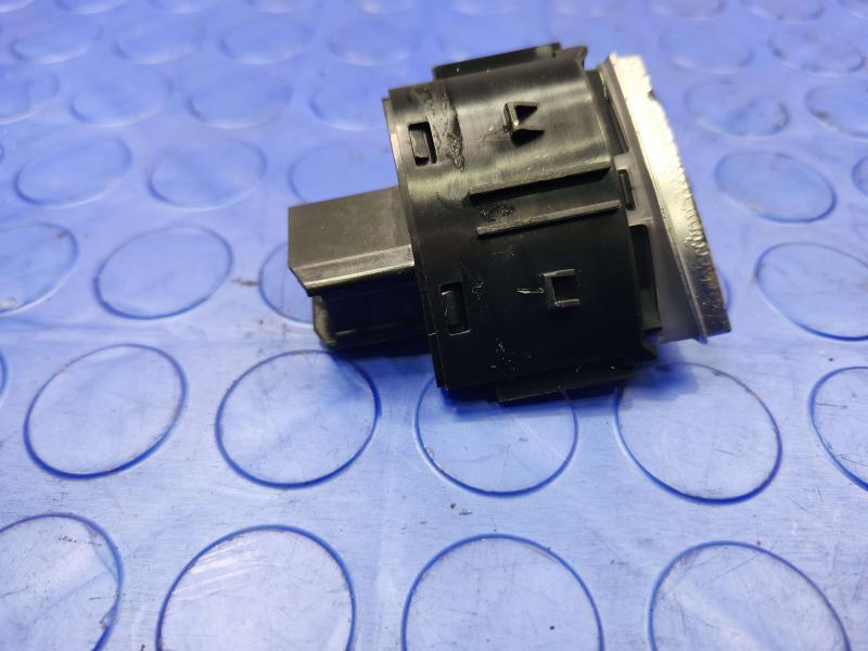 2013-2018 Cadillac ATS Keyless Ignition Push Start Button with Key FOB OEM 22842243