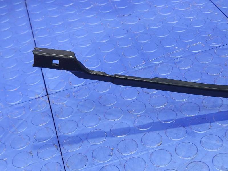 2016 Toyota Prius Wiper Arm