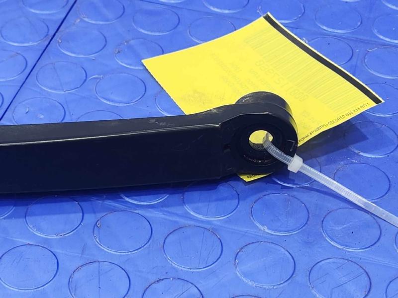 2016 Toyota Prius Wiper Arm