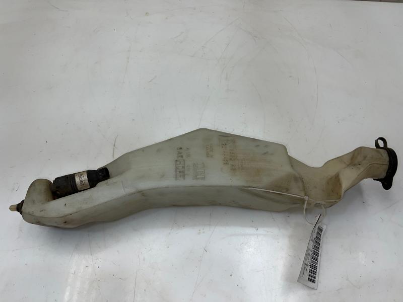 1997 - 2002 Chevy Express / GMC Savannah Van Washer Fluid Reservoir OEM 22144433