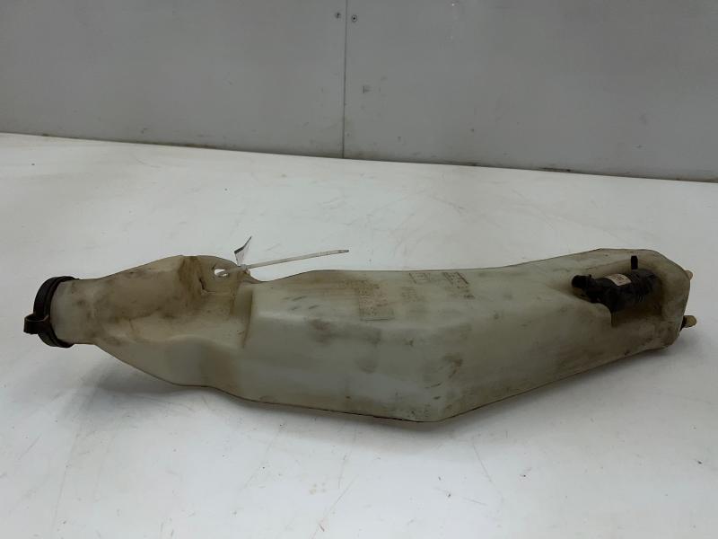 1997 - 2002 Chevy Express / GMC Savannah Van Washer Fluid Reservoir OEM 22144433