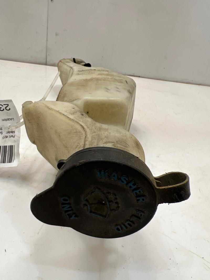 1997 - 2002 Chevy Express / GMC Savannah Van Washer Fluid Reservoir OEM 22144433