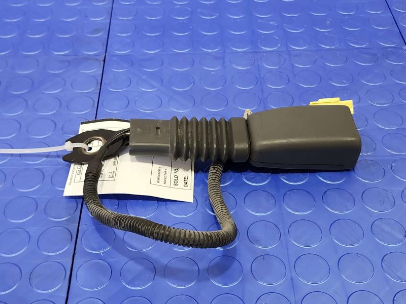 2010 Kia Rio Front Seat Belt