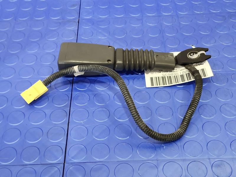 2010 Kia Rio Front Seat Belt