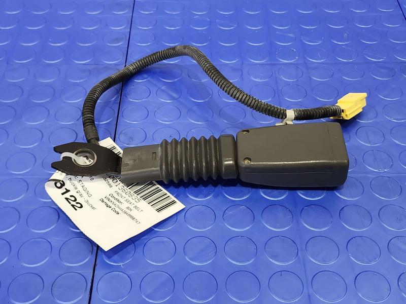 2010 Kia Rio Front Seat Belt