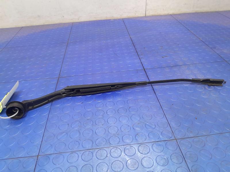 2013 Ford Fusion Wiper Arm