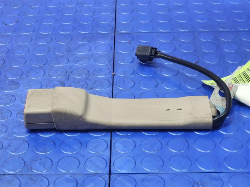 2003 Lincoln Town Car Front Seat Belt