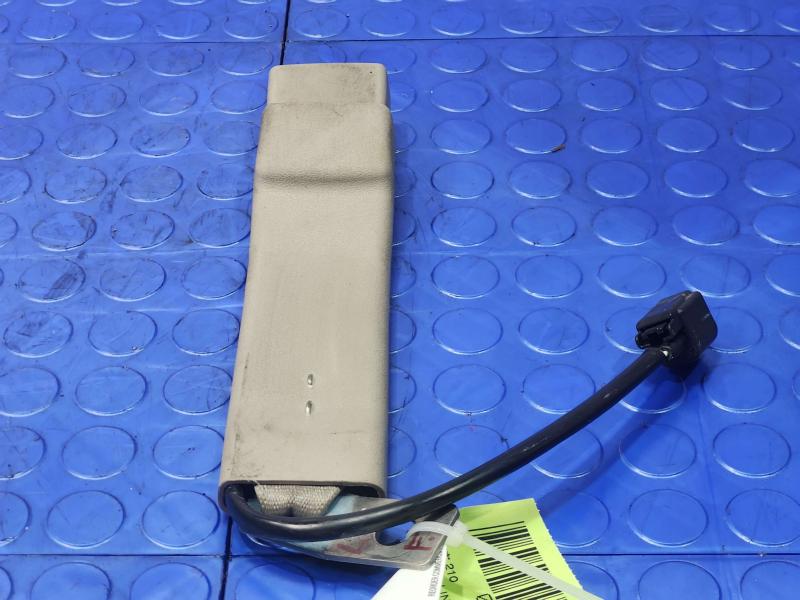 2003 Lincoln Town Car Front Seat Belt
