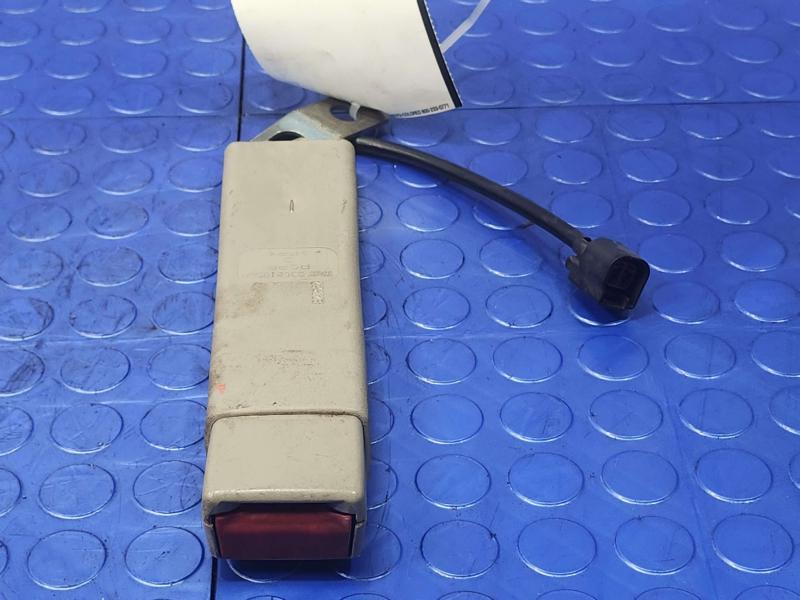 2003 Lincoln Town Car Front Seat Belt