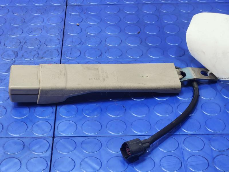 2003 Lincoln Town Car Front Seat Belt