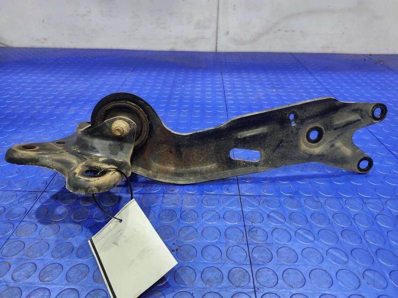 2009 Chevrolet Malibu Lower Control Arm Rr