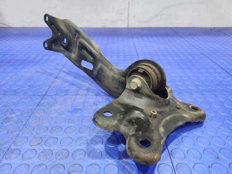 2009 Chevrolet Malibu Lower Control Arm Rr