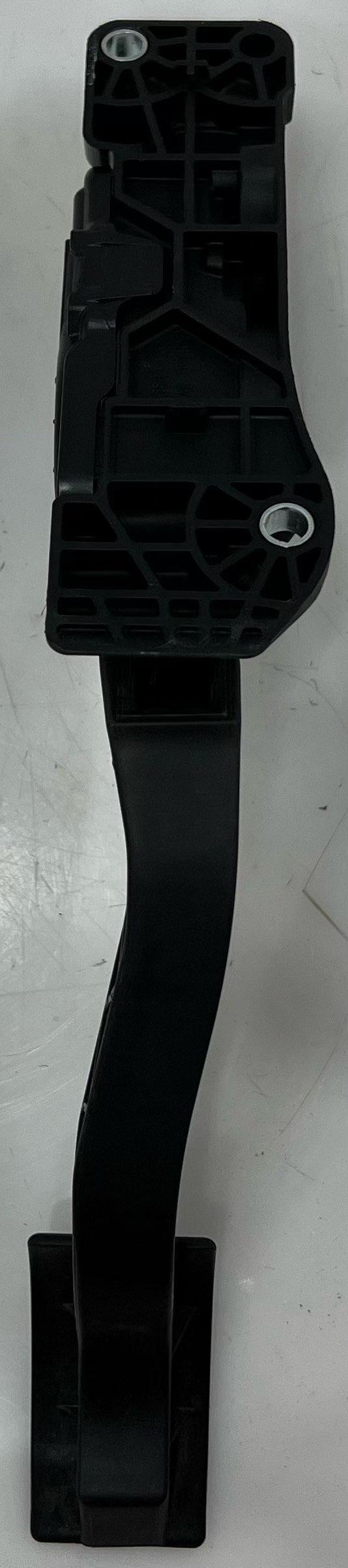 2013 - 2018 Ford C-Max Accelerator Pedal Assembly OEM CV61-9F836-GB