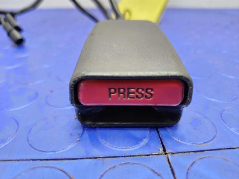 2015 Subaru Legacy Front Seat Belt