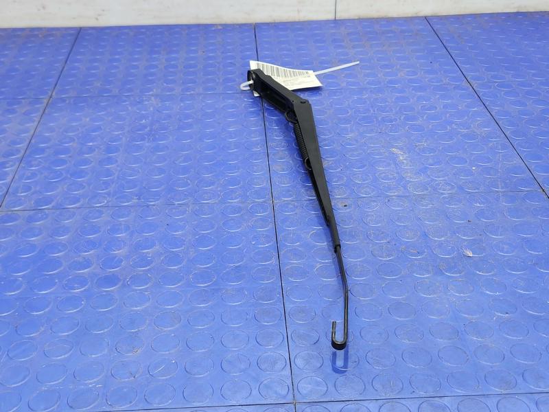 2019 Nissan Titan Wiper Arm