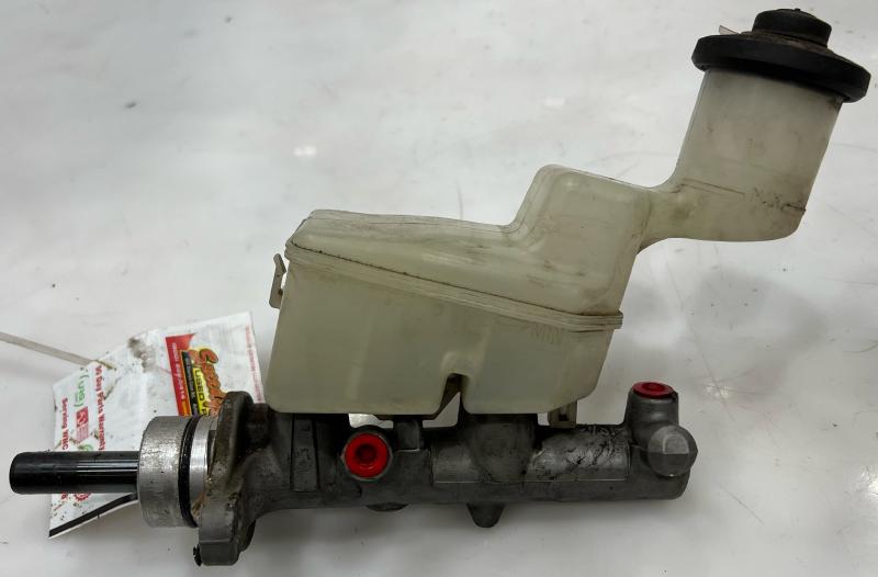 2004 2005 Toyota Rav4 Brake Master Cylinder Auto Trans ONLY OEM 4720142241