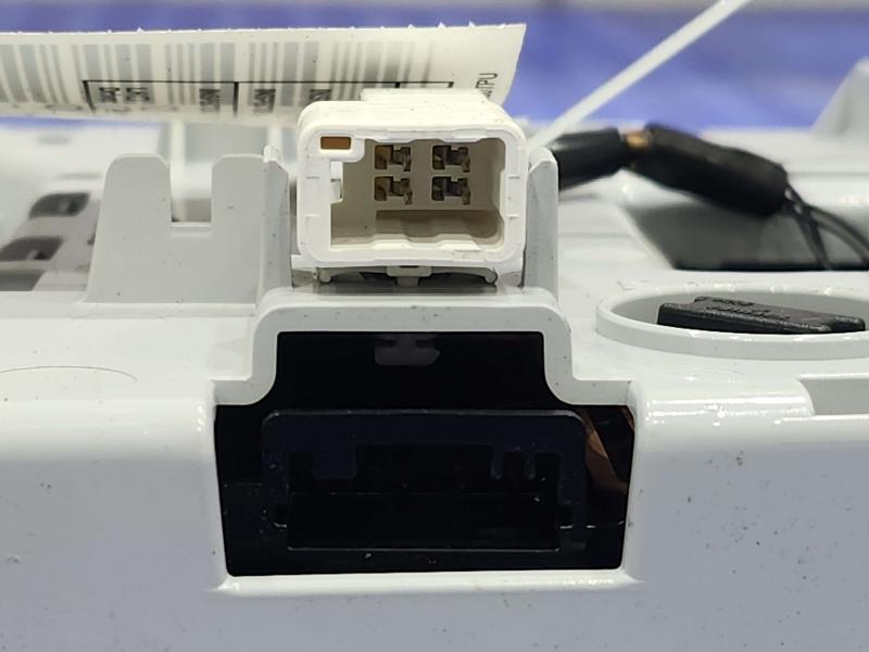 2017 Toyota Prius Front Console