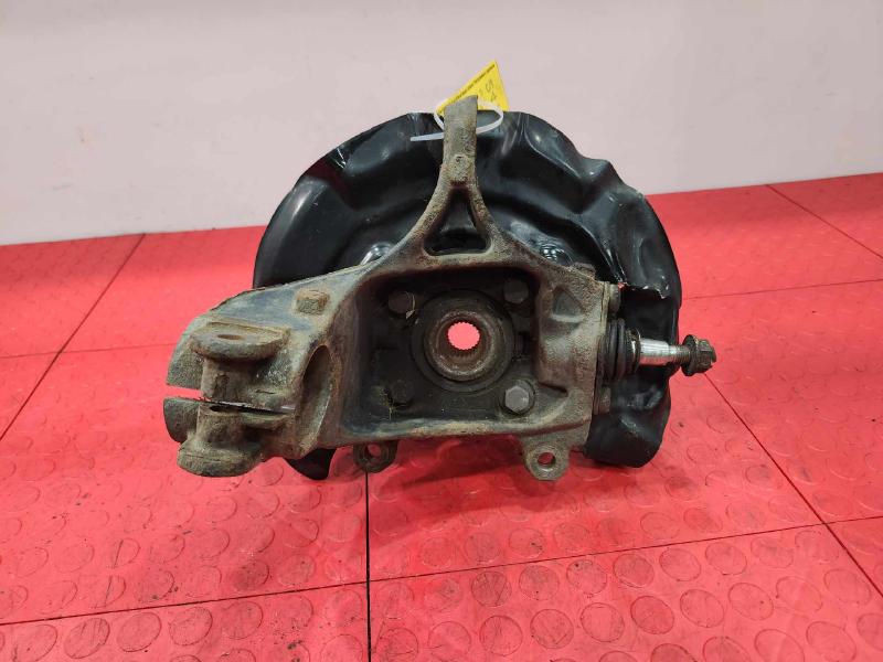 2012 MINI Cooper Countryman Spindle Knuckle Front