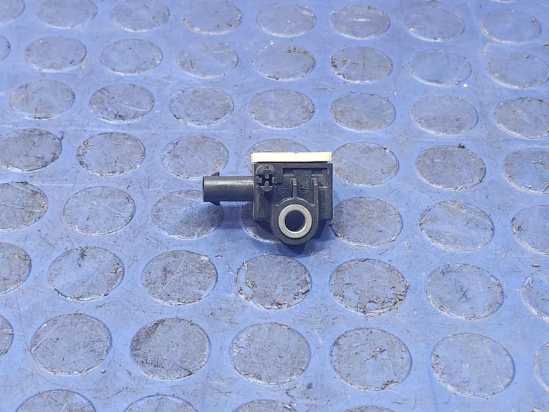 2011-2020 Dodge Durango Crash Impact Sensor Genuine OEM Part 56054085AA