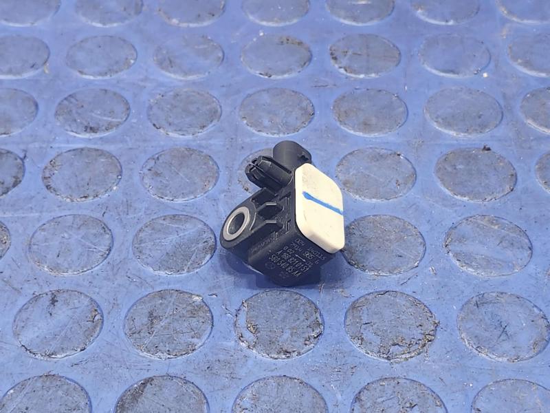 2011-2020 Dodge Durango Crash Impact Sensor Genuine OEM Part 56054085AA