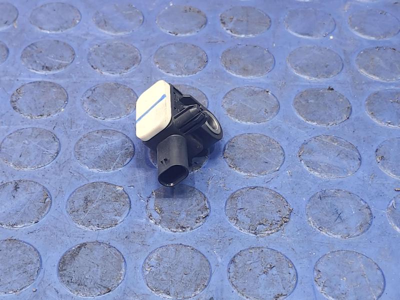 2011-2020 Dodge Durango Crash Impact Sensor Genuine OEM Part 56054085AA
