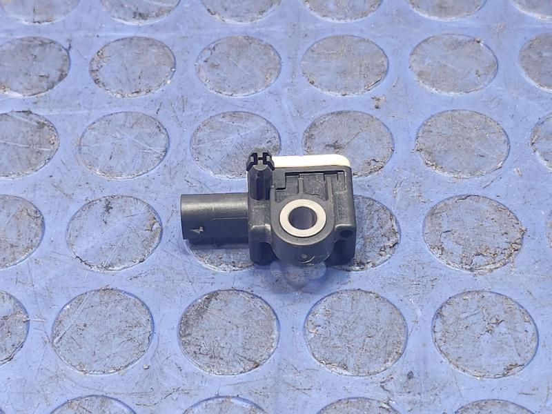 2011-2020 Dodge Durango Crash Impact Sensor Genuine OEM Part 56054085AA