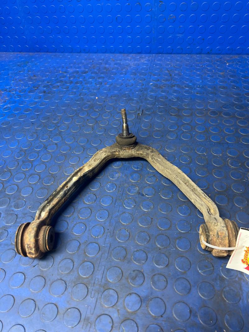 2000 GMC Sierra 1500 Upper Control Arm Front