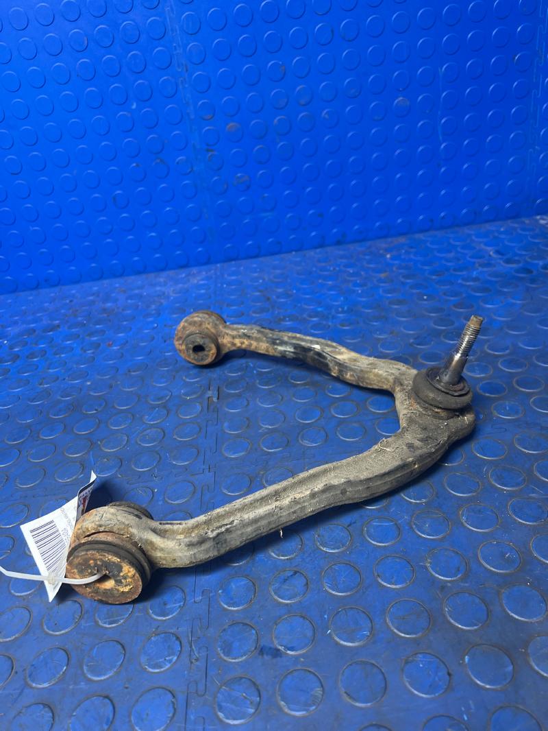 2000 GMC Sierra 1500 Upper Control Arm Front