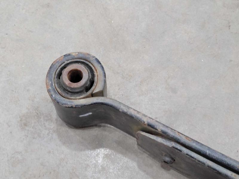 2006 Nissan Frontier Leaf Spring Rear