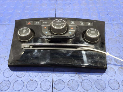 2013 Chrysler 300 Heater A/C Control