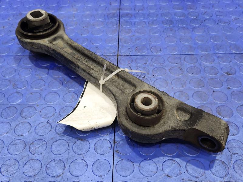 2013 Chrysler 300 Lower Control Arm Front